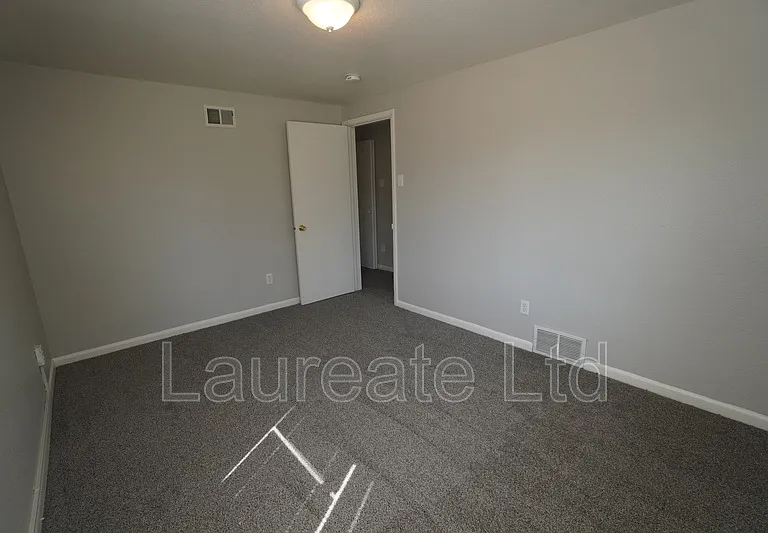6065 W 39th Pl — Photo 7
