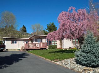 32 Middle Ln, Omak, WA 98841