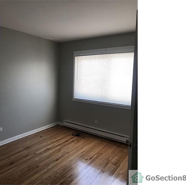 2nd image of 9116 S Halsted St #2E