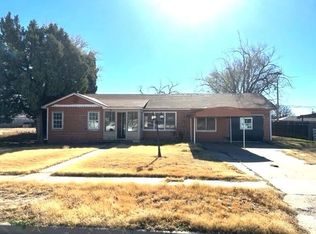 904 W 9th St, Littlefield, TX 79339