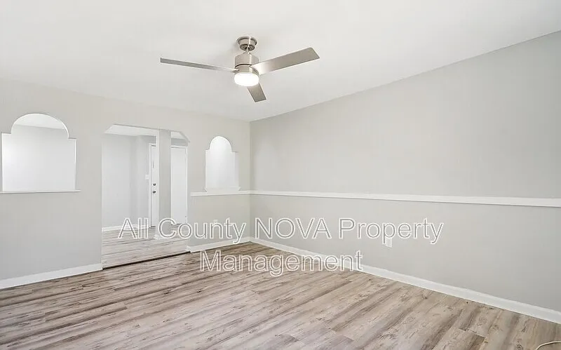 1 bed, 1.0 bath, 658 sqft, $1,375 — Photo 2