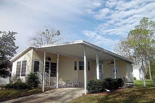 1st image of 6421C Lakewood Dr