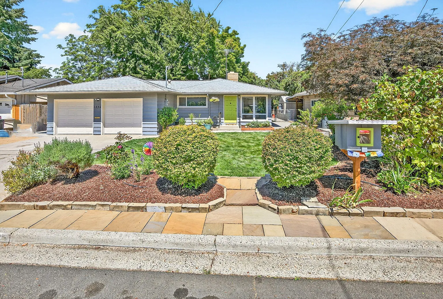 1225 Fortune Dr photo 1