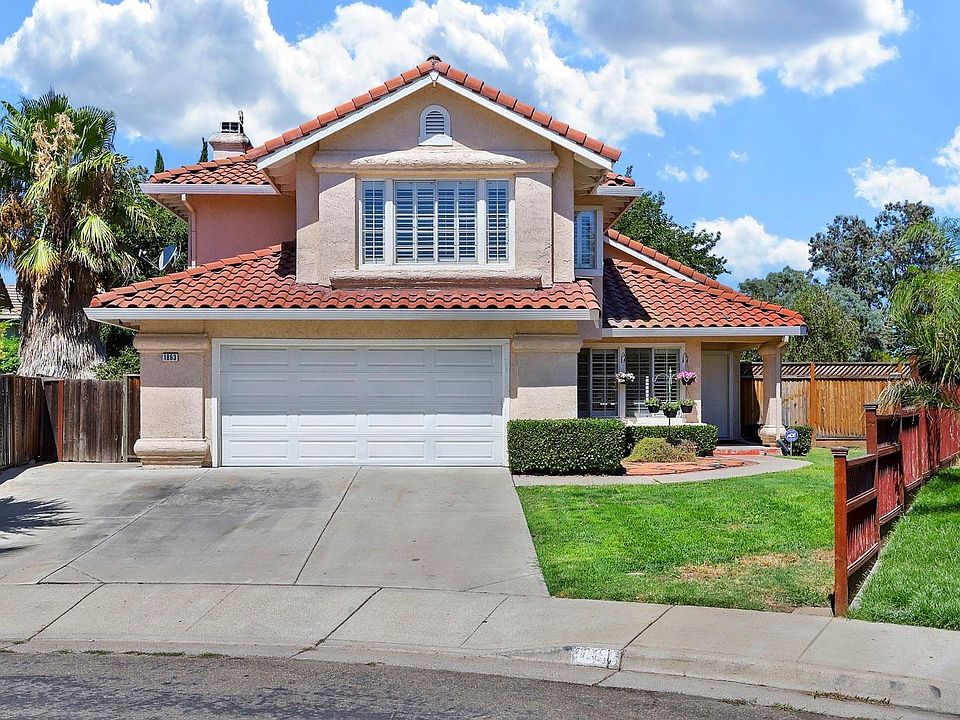1st image of 1863 Camellia Dr