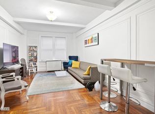 110 W 69th St APT 2A, New York, NY 10023