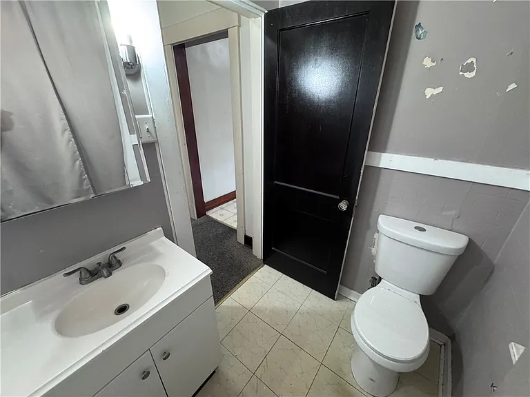 17 Sumner Ave — Photo 6