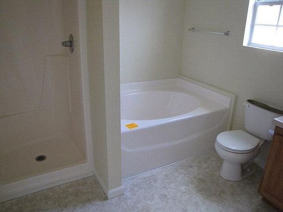 4th image of 4704 Cahill Ct