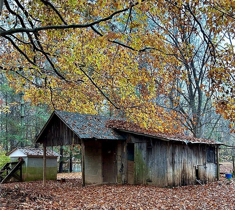2nd image of 4968 Randleman Rd