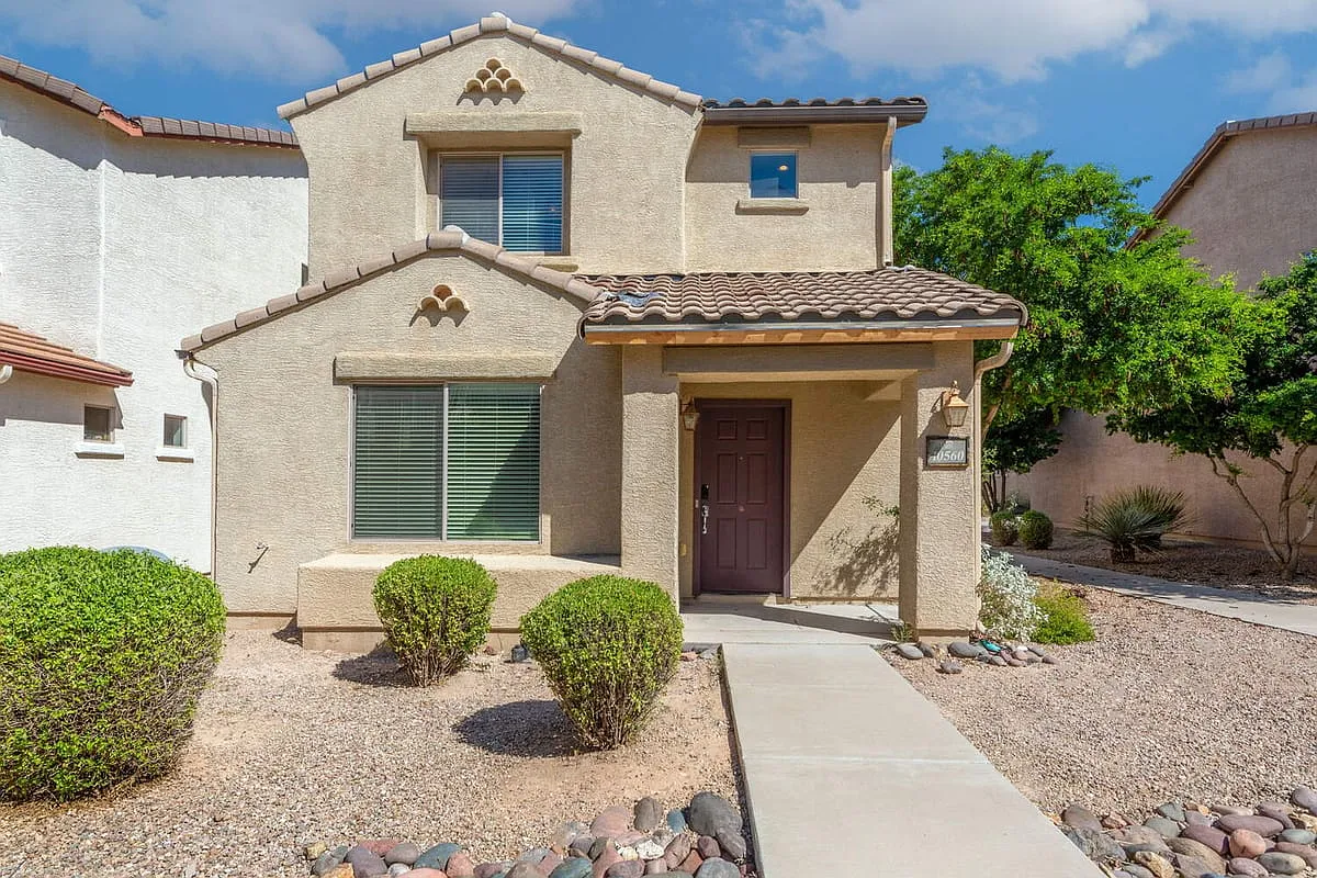 10560 East Pleasant Pasture Drive Tucson AZ 85747 — Photo 1