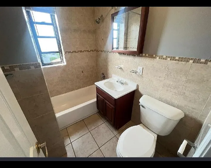 40 W 29th St #4BB — Photo 2