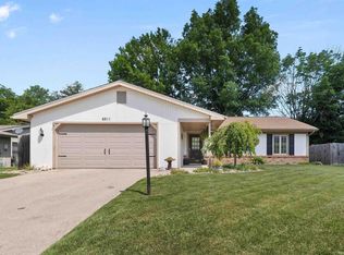 6911 Wolfsboro Ln, Fort Wayne, IN