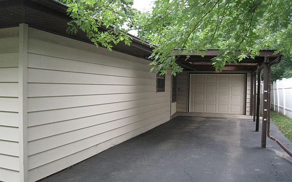 2nd image of 407 Burke Dr