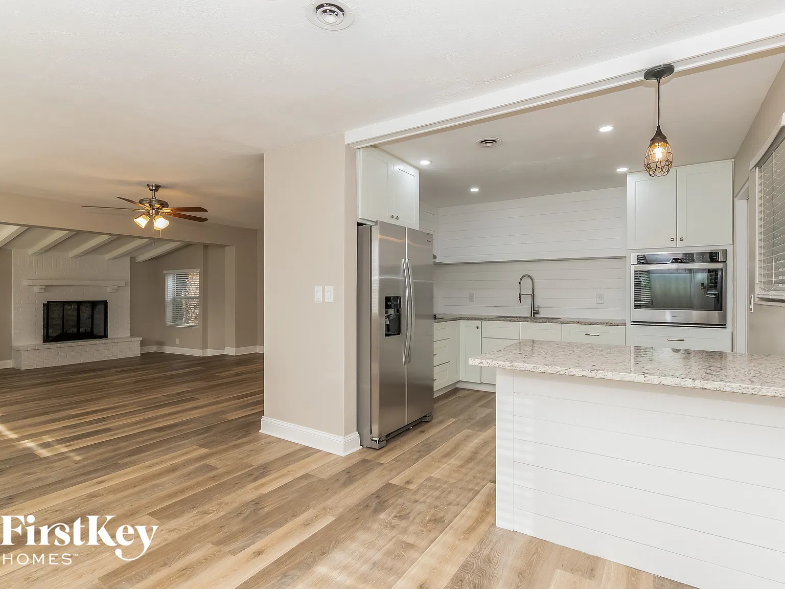 3 bed, 2.0 bath, 1350 sqft, $1,950 — Photo 4