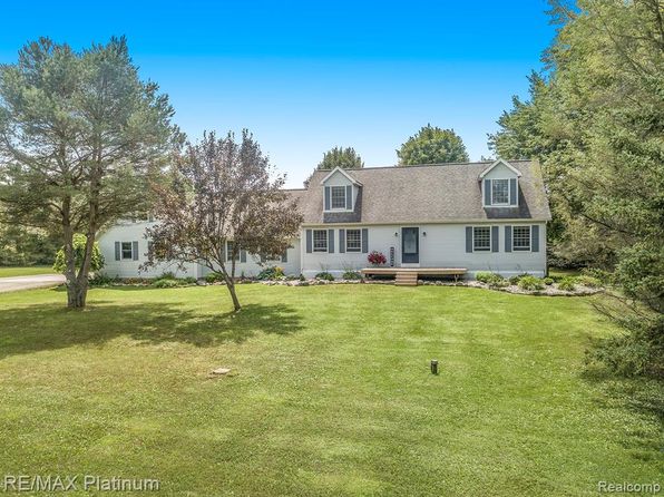 1495 Woodhaven Rd Howell Mi 48855 Zillow