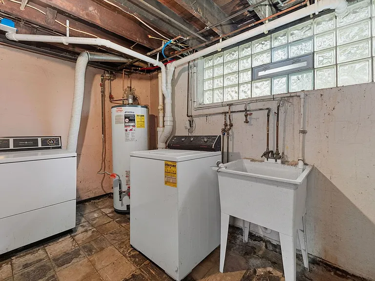 3713 Frances Ave — Photo 43
