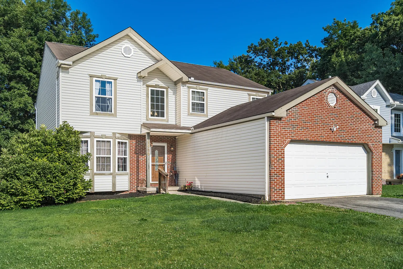 1400 Hafton Woods Dr photo 1