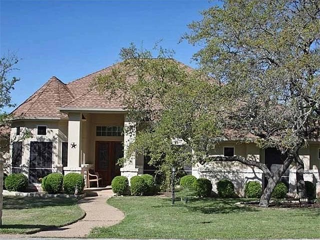 1st image of 103 Carefree Cir