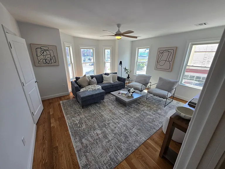 355 Adams Street — Photo 9