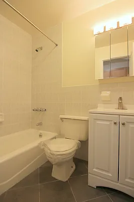 Rented by JK Dansar Corp | media 7