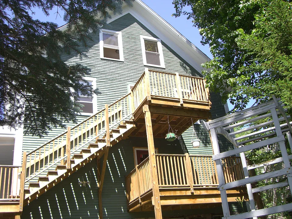 644 Depot St #4