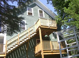 644 Depot St APT 4, Chester, VT 05143