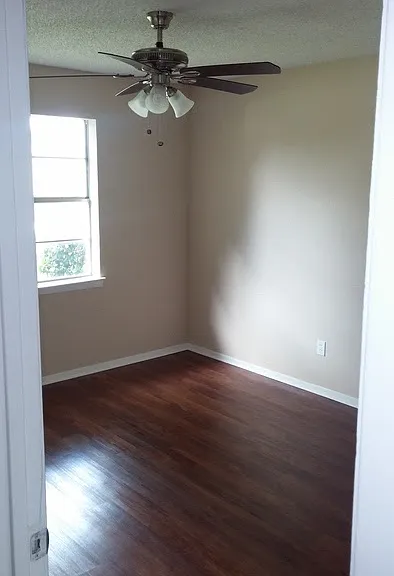 2305 Vassar Ct — Photo 19