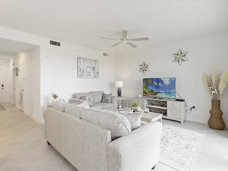 17625 Opal Sand Dr #302 — Photo 9