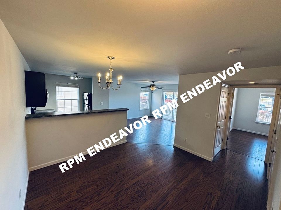 1st image of 1124 Saravalle Dr
