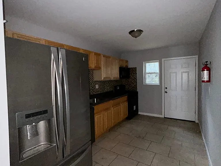 24 E Abbottsford Ave — Photo 12