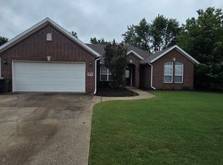 3219 W Thornebrook St, Fayetteville, AR 72704