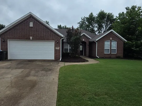 3219 W Thornebrook St, Fayetteville, AR 72704