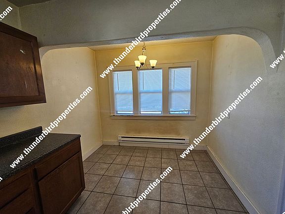 5th image of 1618 Coal Ave SE #B-pg3000393