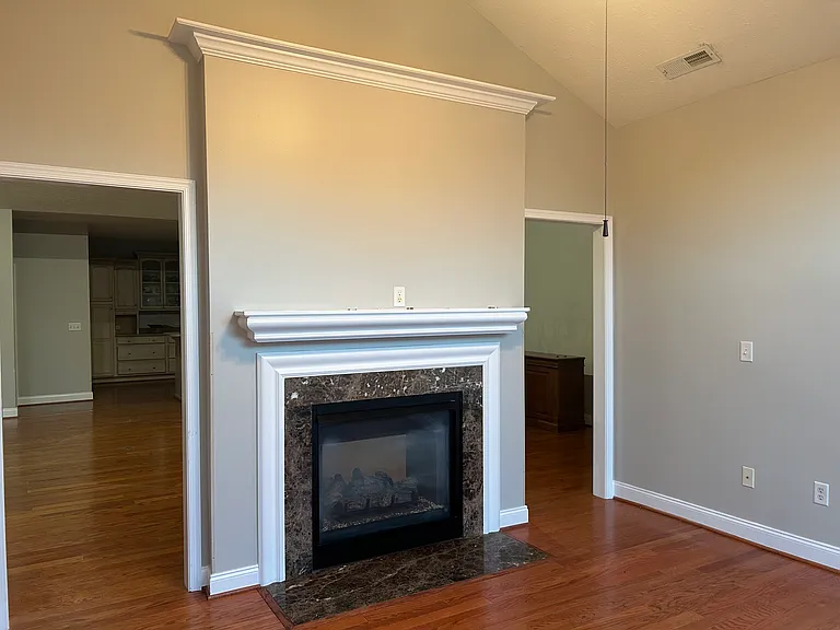 10317 Trellis Crossing Ln — Photo 8