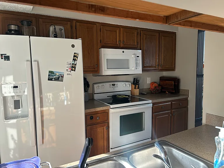 4206 Baylis Ct — Photo 6