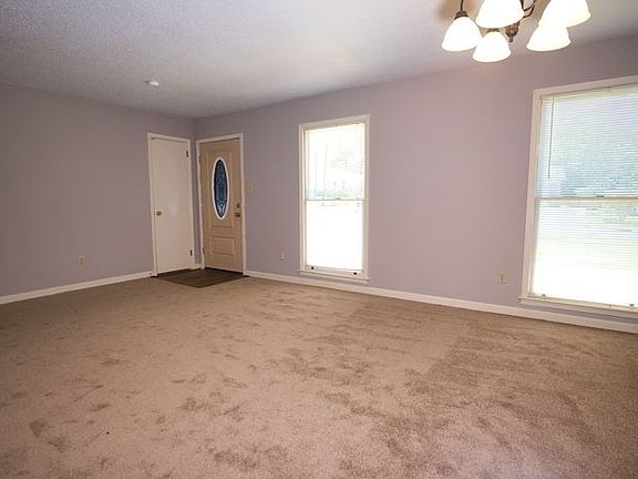 3rd image of 1951 Nordan Ln