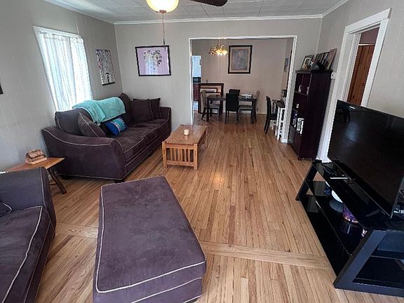 5th image of 66 Ackley Ave