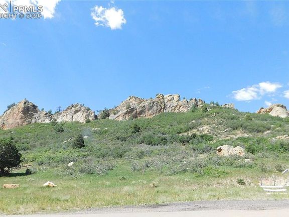 3rd image of 5760 Country Club Dr