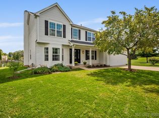 224 Bristol Ct, Sugar Grove, IL 60554