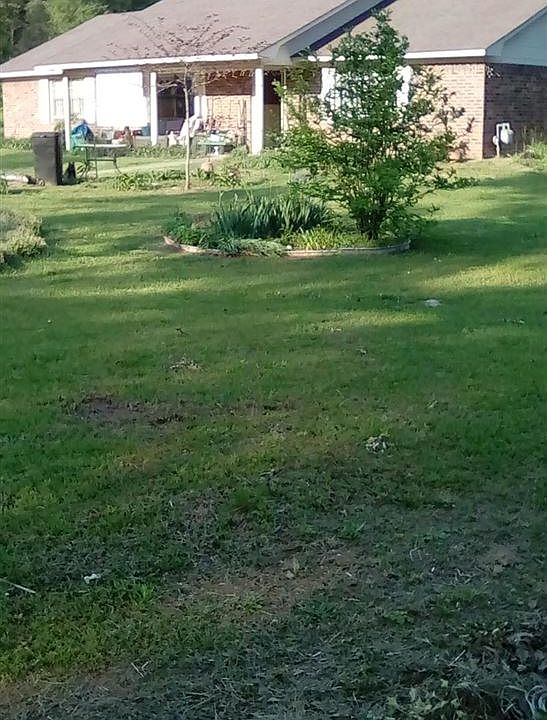 2nd image of 545 Jasmin Ln