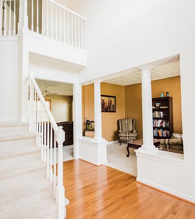 4th image of 1041 Robert Welch Ln