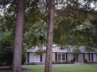 432 Briarwood Dr, Thomasville, GA 31792
