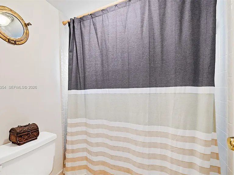 355 S Ocean Dr #401 — Photo 19
