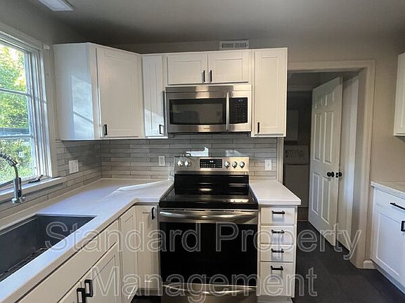 4th image of 1614 Stone Rd