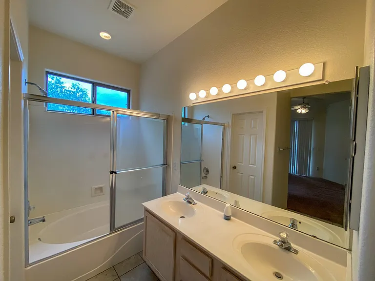 8211 E Arbor Point Pl — Photo 12