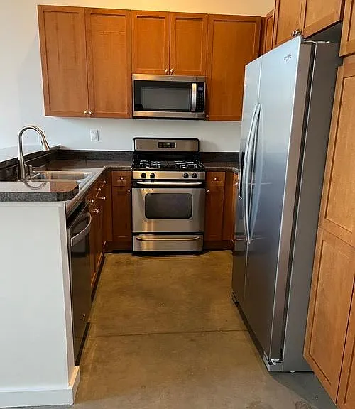 400 Mills Ave #209 — Photo 4