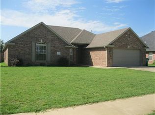 2015 Spring Creek Ave, Springdale, AR 72764