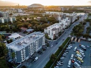 1010 NW 11th St APT 509, Miami, FL 33136