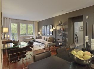 300 Old River Rd #507, Edgewater, NJ 07020