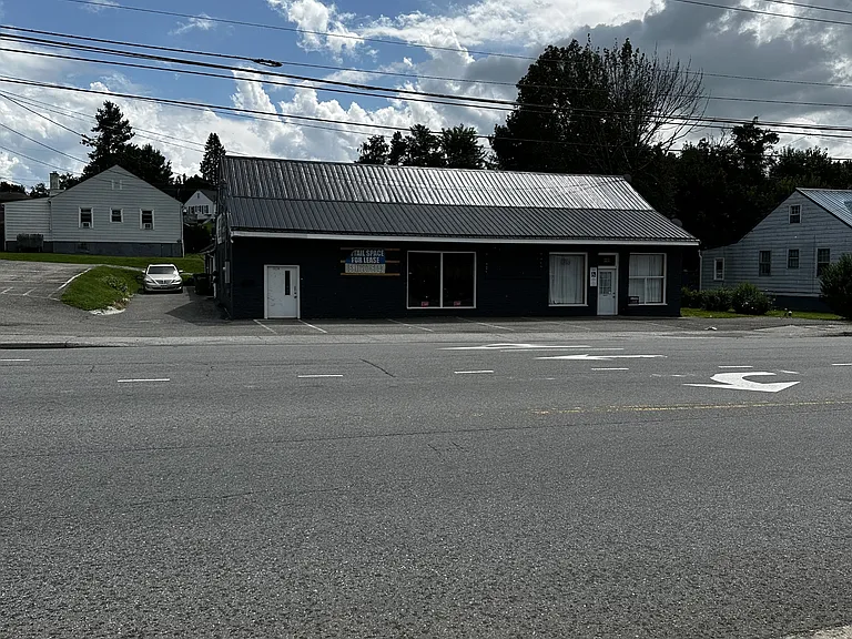 302 Radford St #A — Photo 1