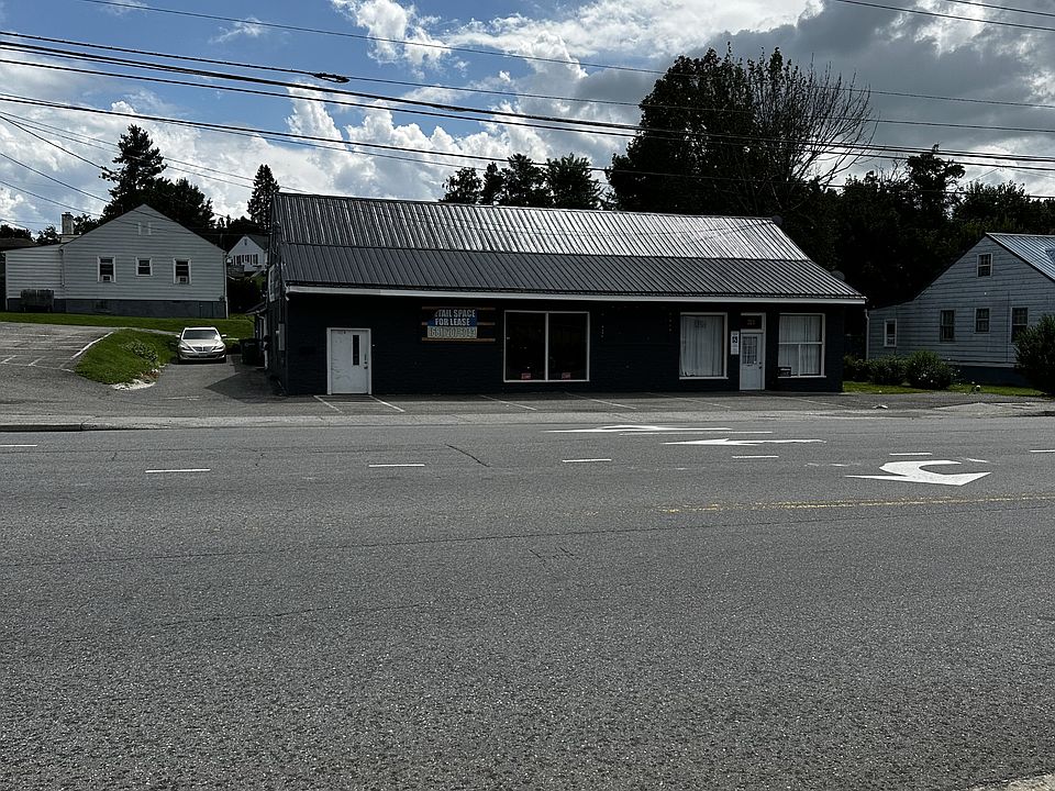 1st image of 302 Radford St Unit A